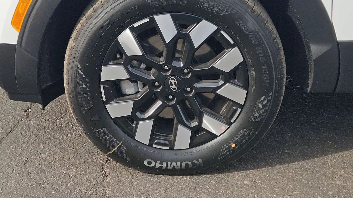 2026 Hyundai SANTA CRUZ SEL Activity