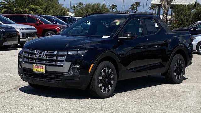 2026 Hyundai SANTA CRUZ SEL Activity