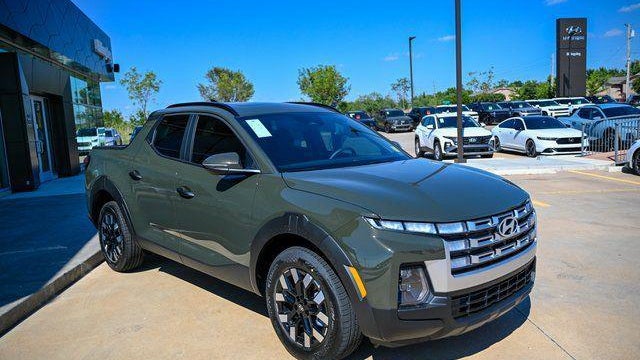 2026 Hyundai SANTA CRUZ SEL Activity