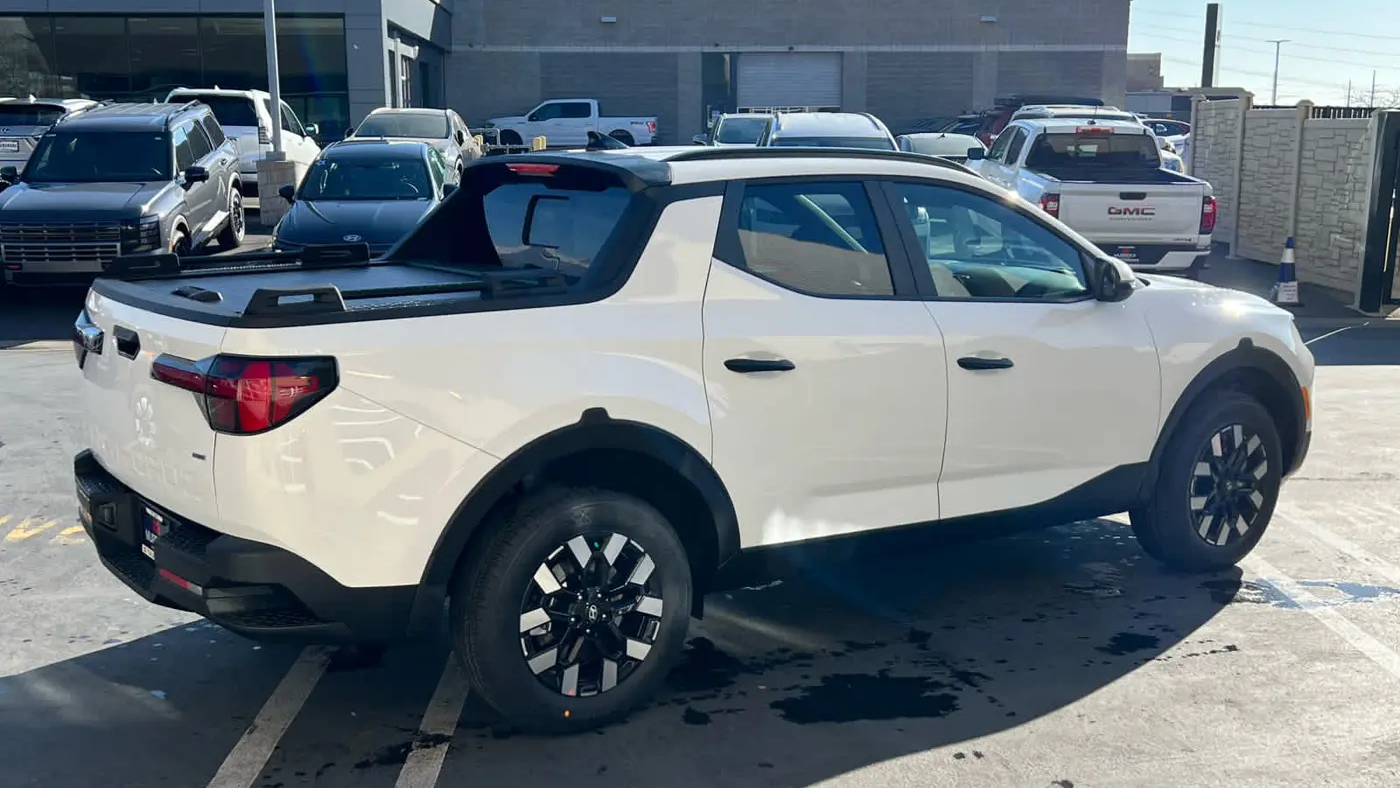 2026 Hyundai SANTA CRUZ SEL Activity
