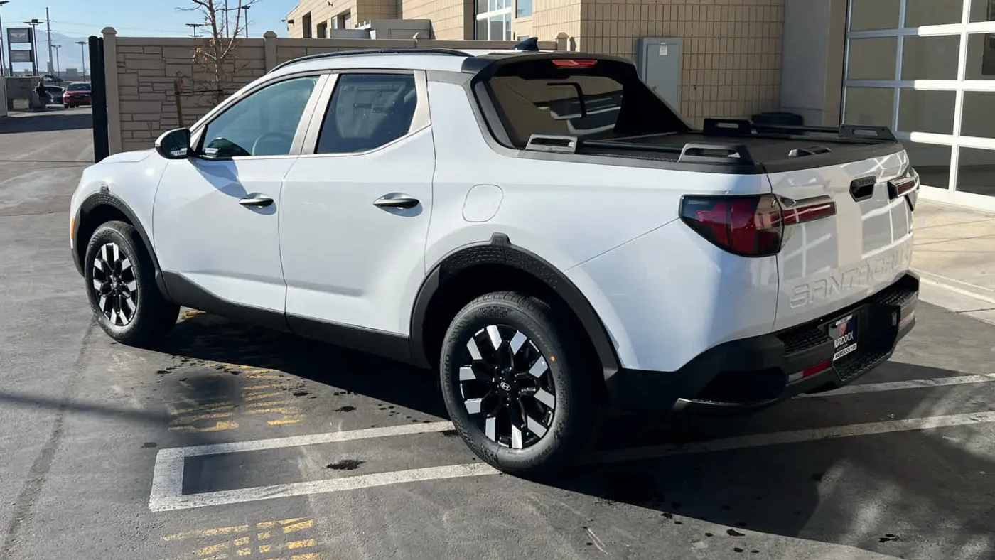 2026 Hyundai SANTA CRUZ SEL Activity