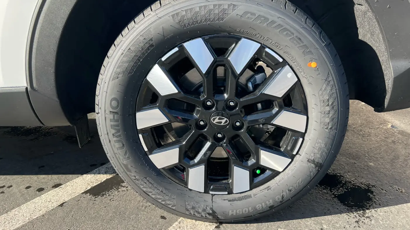 2026 Hyundai SANTA CRUZ SEL Activity