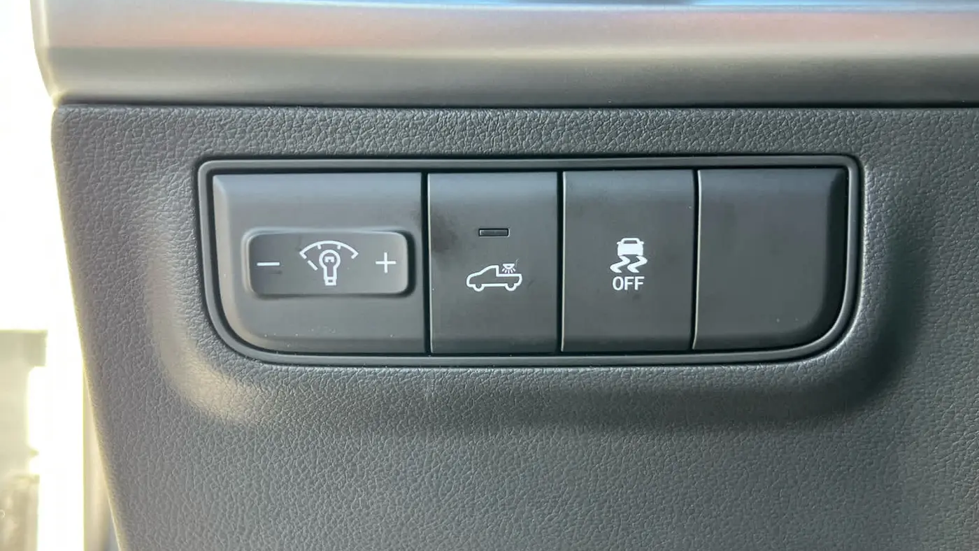2026 Hyundai SANTA CRUZ SEL Activity