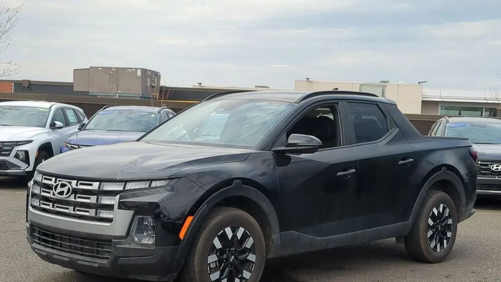 2026 Hyundai SANTA CRUZ SEL Activity