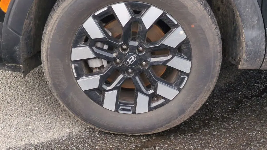 2026 Hyundai SANTA CRUZ SEL Activity