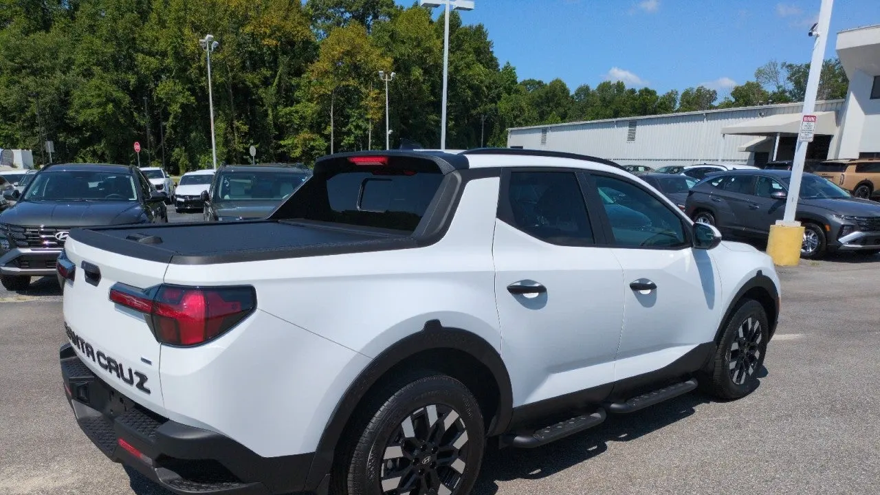 2026 Hyundai SANTA CRUZ SEL Activity