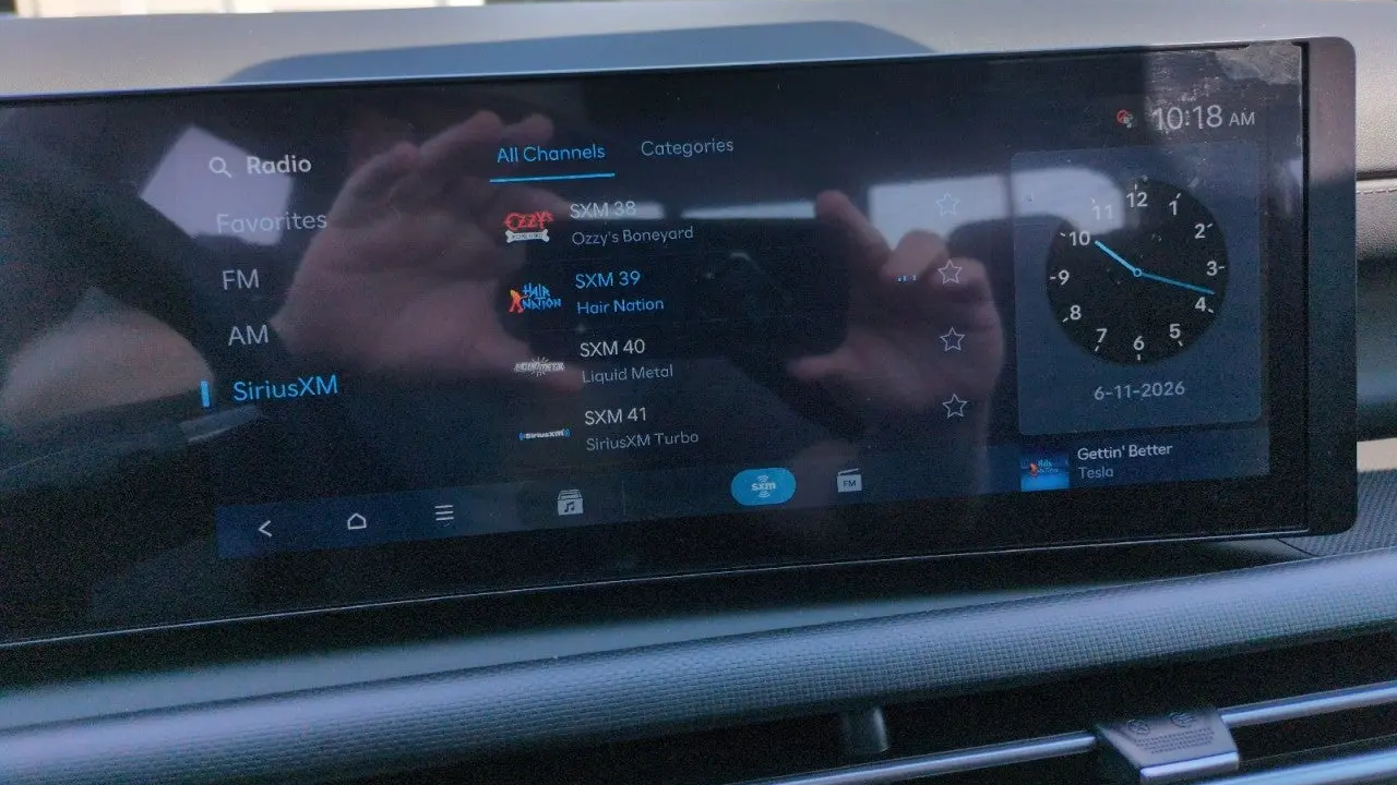 2026 Hyundai SANTA CRUZ SEL Activity