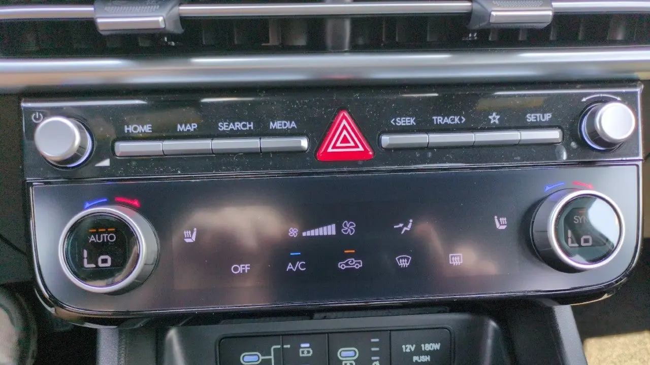 2026 Hyundai SANTA CRUZ SEL Activity