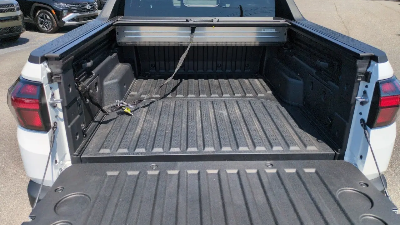 2026 Hyundai SANTA CRUZ SEL Activity