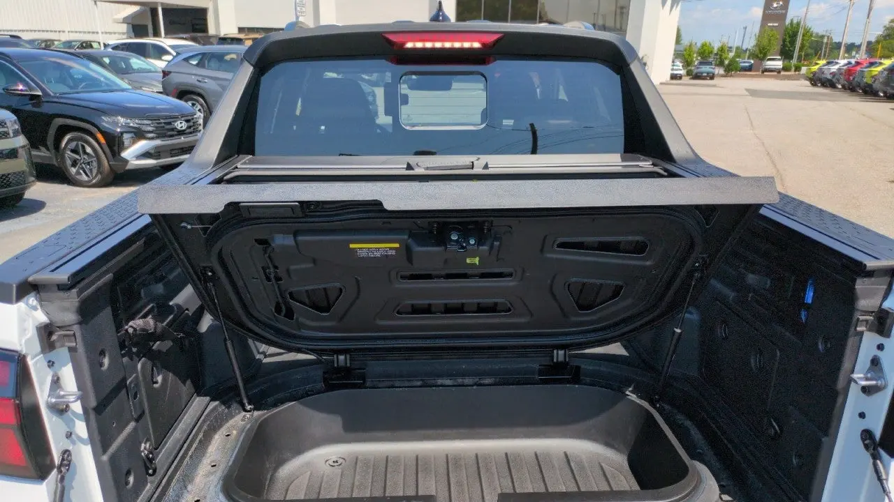 2026 Hyundai SANTA CRUZ SEL Activity