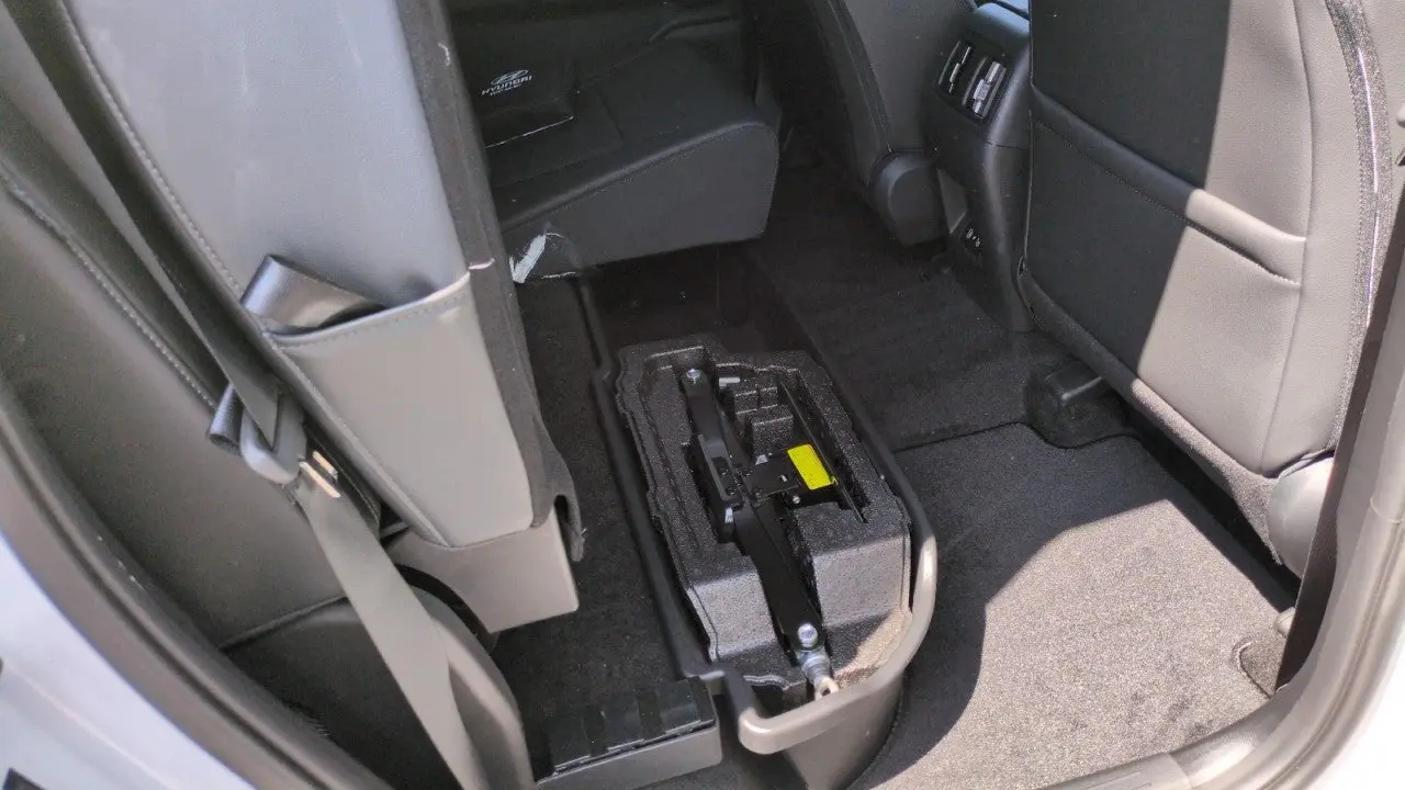 2026 Hyundai SANTA CRUZ SEL Activity