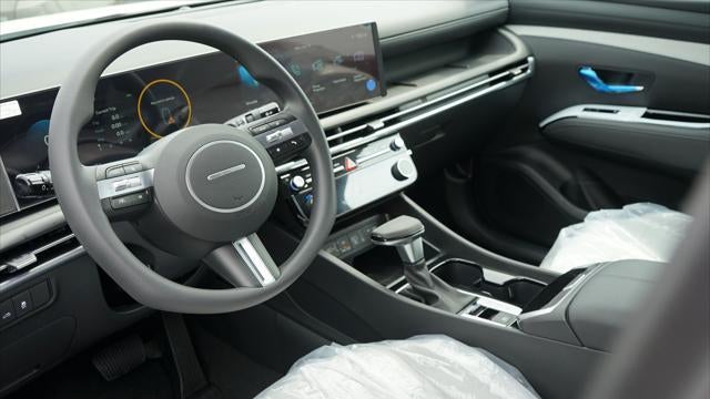 2025 Hyundai SANTA CRUZ SEL Activity