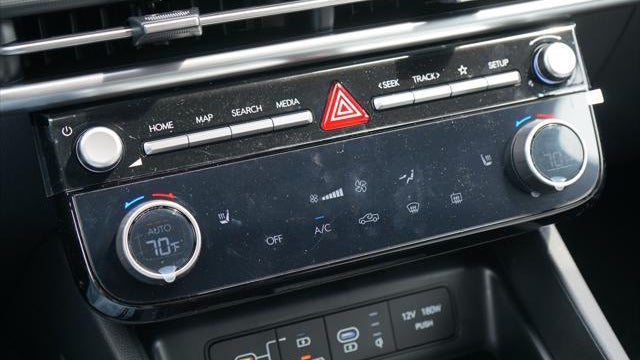 2025 Hyundai SANTA CRUZ SEL Activity