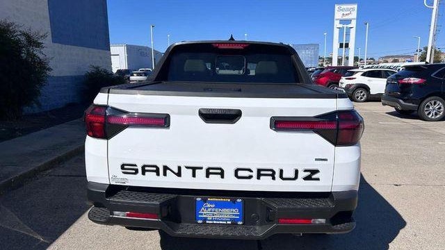 2026 Hyundai SANTA CRUZ SEL Activity