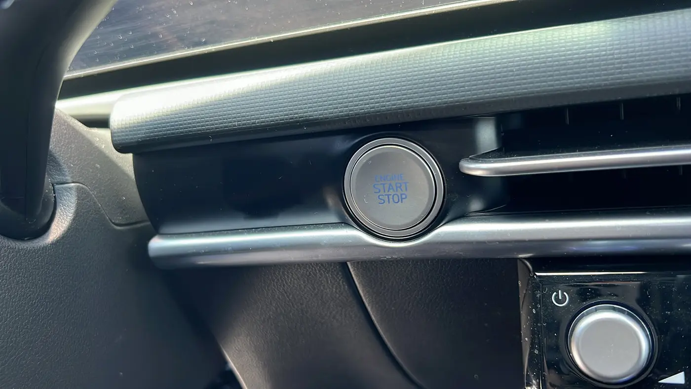 2025 Hyundai SANTA CRUZ SEL Activity