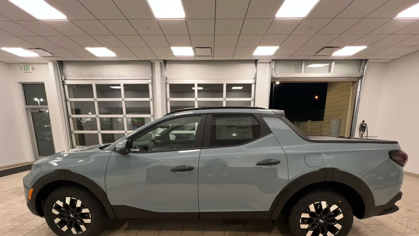 2026 Hyundai SANTA CRUZ SEL Activity