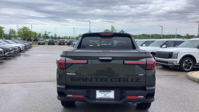 2026 Hyundai SANTA CRUZ SEL Activity