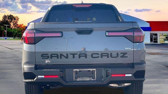 2026 Hyundai SANTA CRUZ SEL Activity
