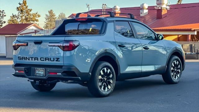 2026 Hyundai SANTA CRUZ SEL Activity