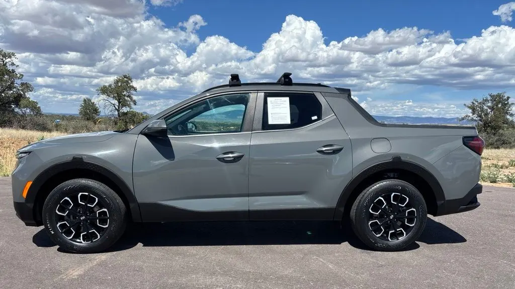 2023 Hyundai SANTA CRUZ SEL Premium