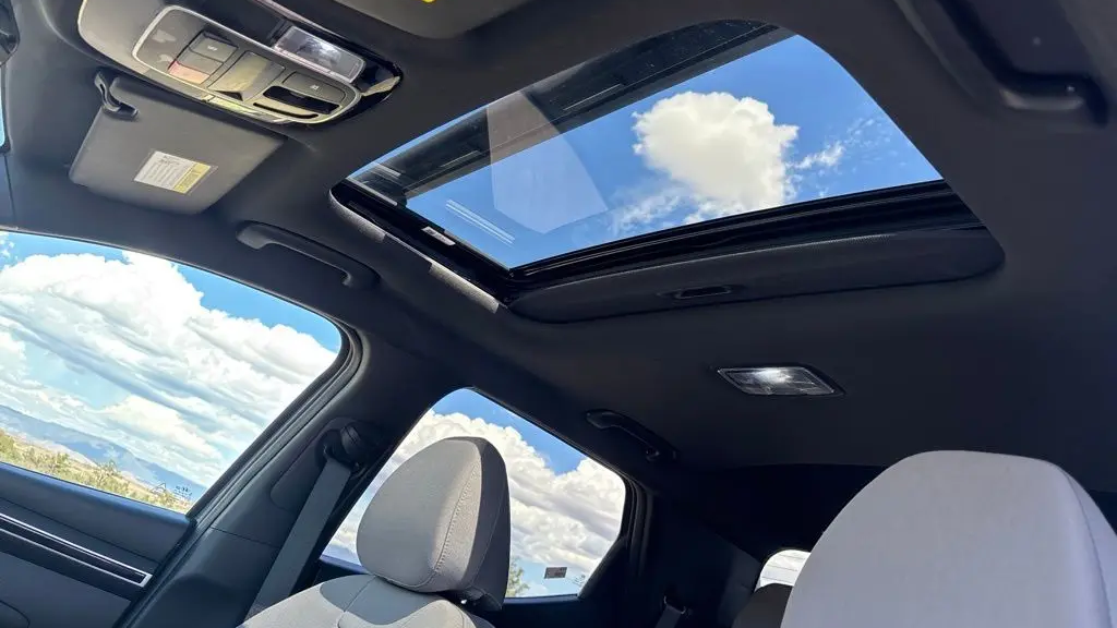 2023 Hyundai SANTA CRUZ SEL Premium