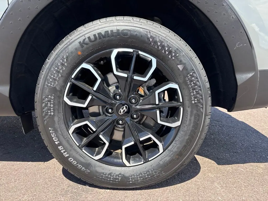 2023 Hyundai Santa Cruz - $25,143