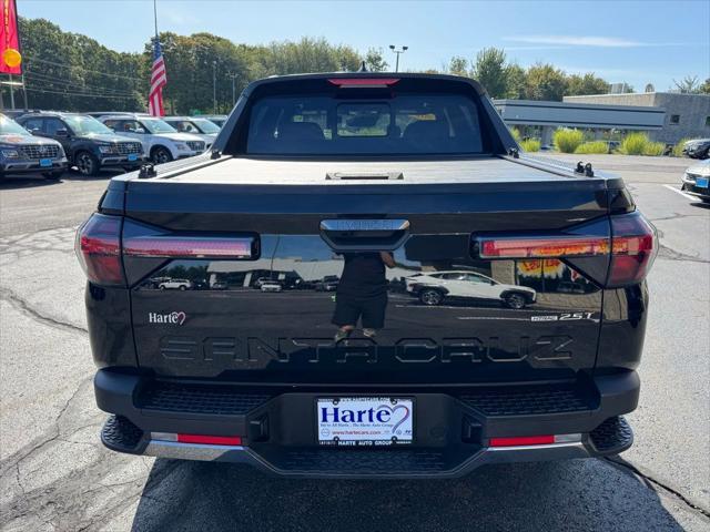 2022 Hyundai Santa Cruz - $22,097