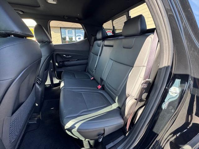 2022 Hyundai Santa Cruz - $22,097