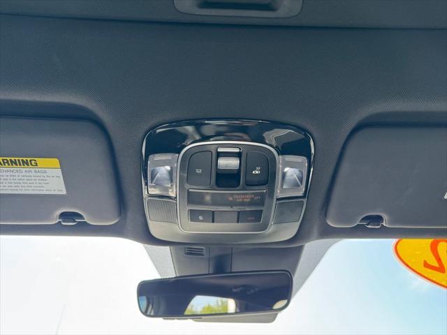 2022 Hyundai Santa Cruz - $22,097