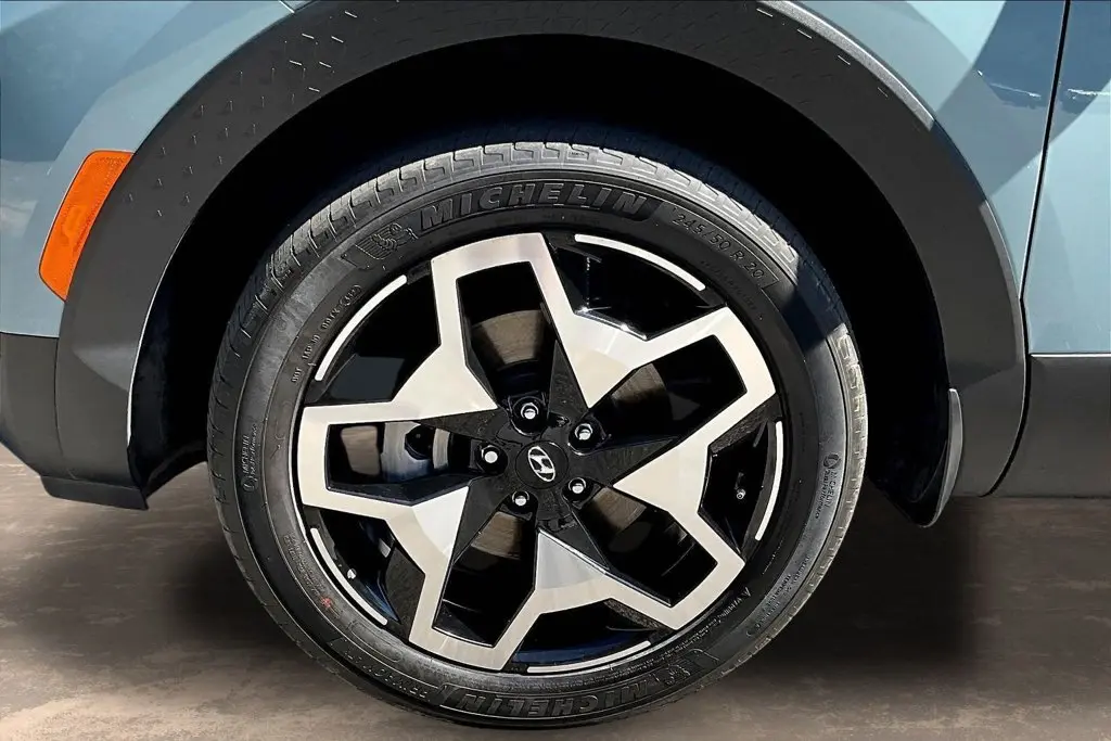 2023 Hyundai Santa Cruz - $29,450
