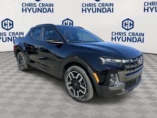 2025 Hyundai SANTA CRUZ with Phantom Black Exterior