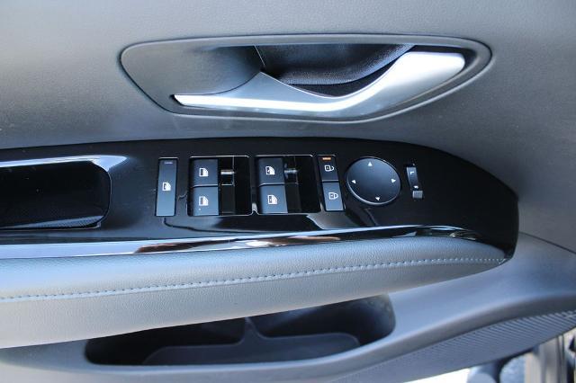 2025 Hyundai Santa Cruz - $30,500