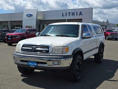 Photo of a 2000 Toyota Tundra 4DR SR5 V8 4WD Extended Cab SB for sale