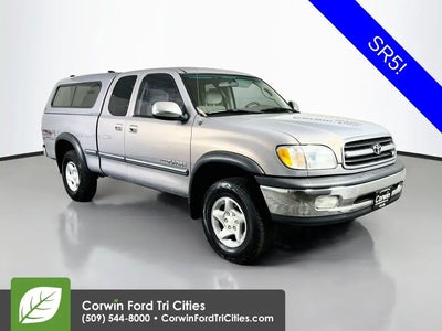 Photo of a 2000 Toyota Tundra 4DR SR5 V8 4WD Extended Cab SB for sale