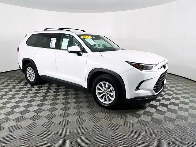 2024 Toyota Highlander