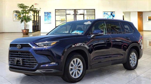 Preowned 2025 Toyota Grand Highlander XLE for Sale