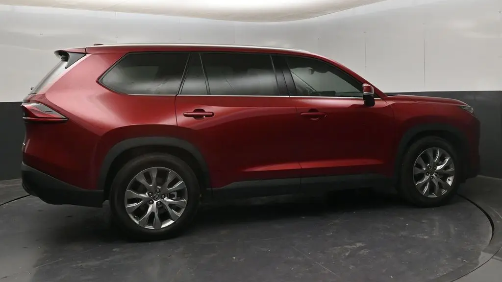 2025 Toyota Grand Highlander LE