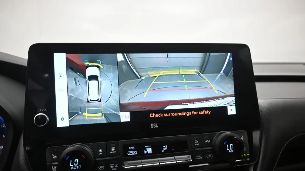 2025 Toyota Grand Highlander LE