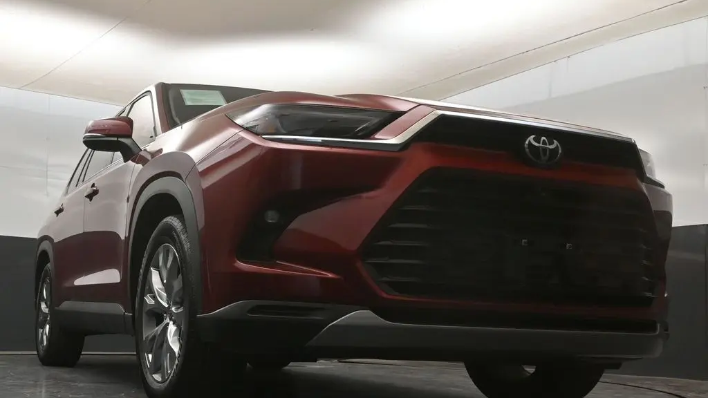 2025 Toyota Grand Highlander LE