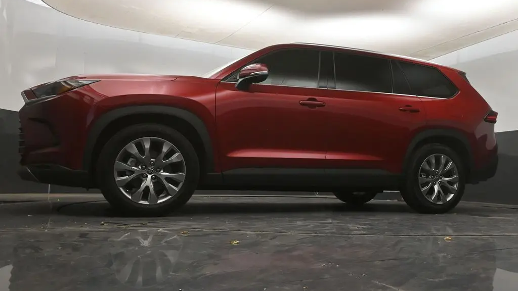 2025 Toyota Grand Highlander LE