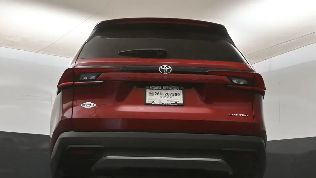 2025 Toyota Grand Highlander LE