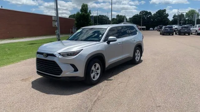 2026 Toyota Grand Highlander LE