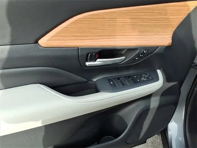 2025 Toyota Grand Highlander Limited 4DR SUV