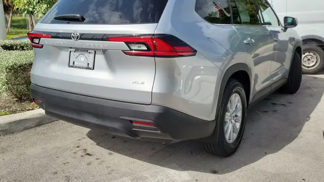 2026 Toyota Grand Highlander LE