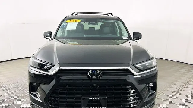 2026 Toyota Grand Highlander LE
