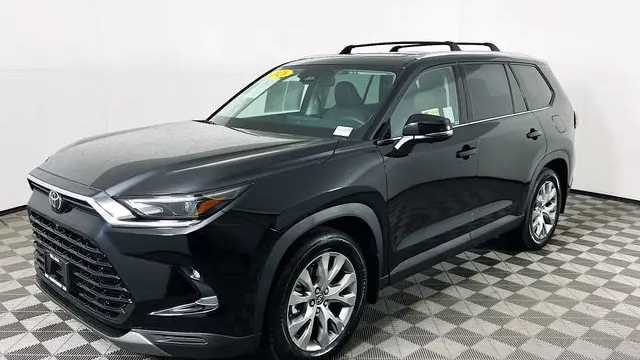 2026 Toyota Grand Highlander LE