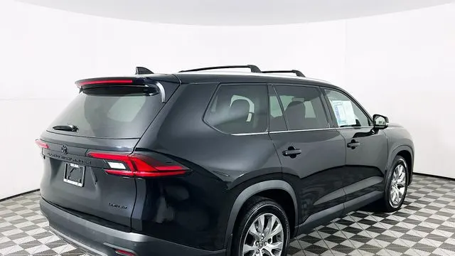 2026 Toyota Grand Highlander LE