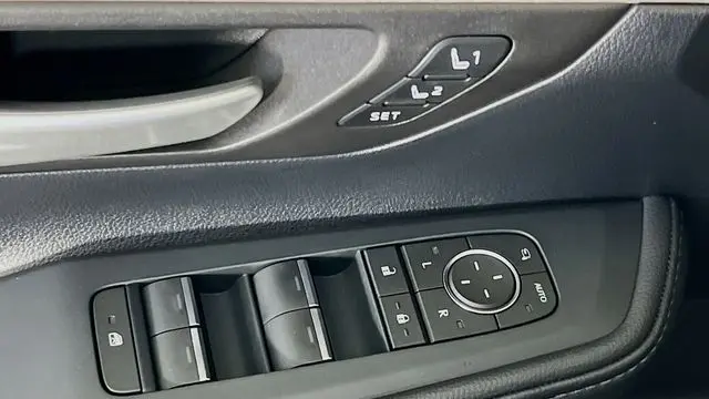 2026 Toyota Grand Highlander LE