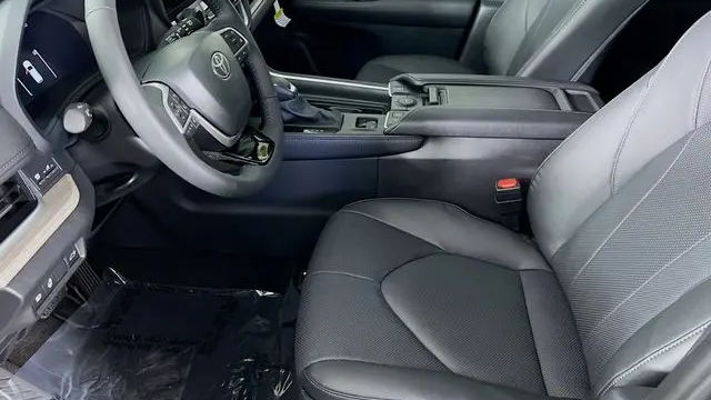 2026 Toyota Grand Highlander LE