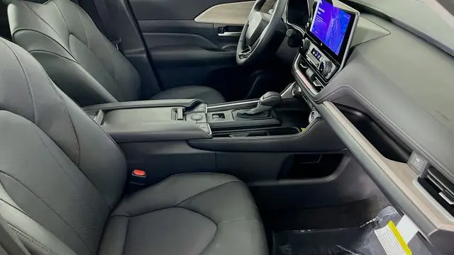 2026 Toyota Grand Highlander LE